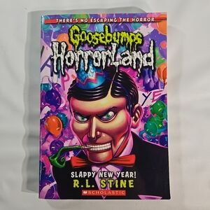 Scholastic Black & White Goosebumps HorrorLand Slappy New Year